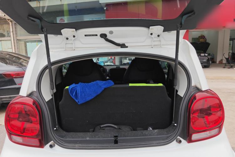 Used Roewe Clever 2021 302km Excellence Edition Trunk