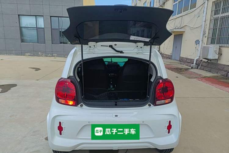 Used Roewe Clever 2021 302km Excellence Edition Trunk