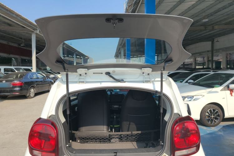 Used Roewe Clever 2021 302km Excellence Edition Trunk