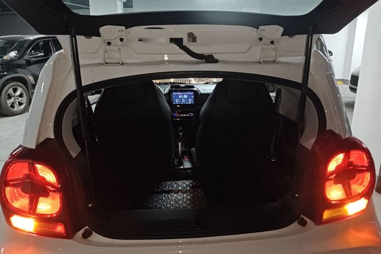 Used Roewe Clever 2021 302km Excellence Edition Trunk