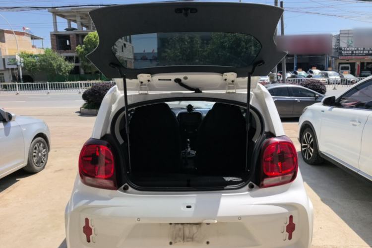 Used Roewe Clever 2021 302km Excellence Edition Trunk