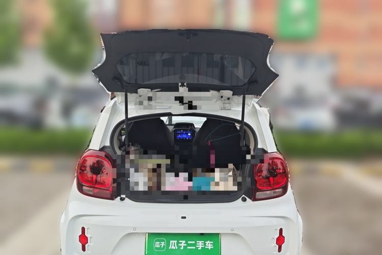 Used Roewe Clever 2021 302km All-Round Version Trunk
