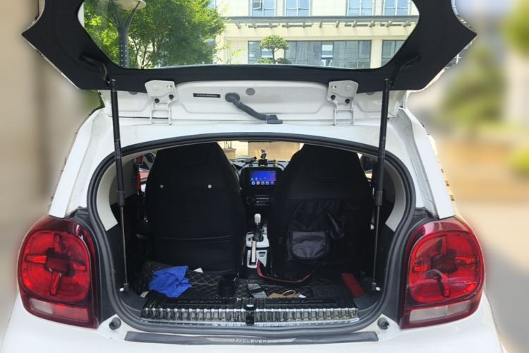Used Roewe Clever 2021 302km Excellence Edition Trunk