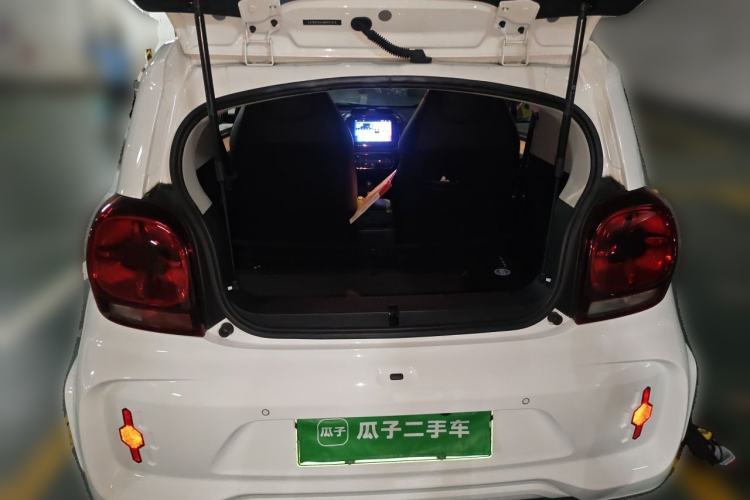 Used Roewe Clever 2021 302km All-Round Version Trunk