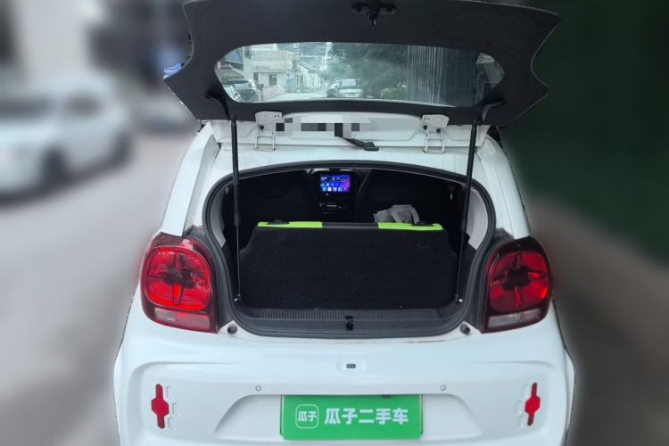 Used Roewe Clever 2021 302km All-Round Version Trunk