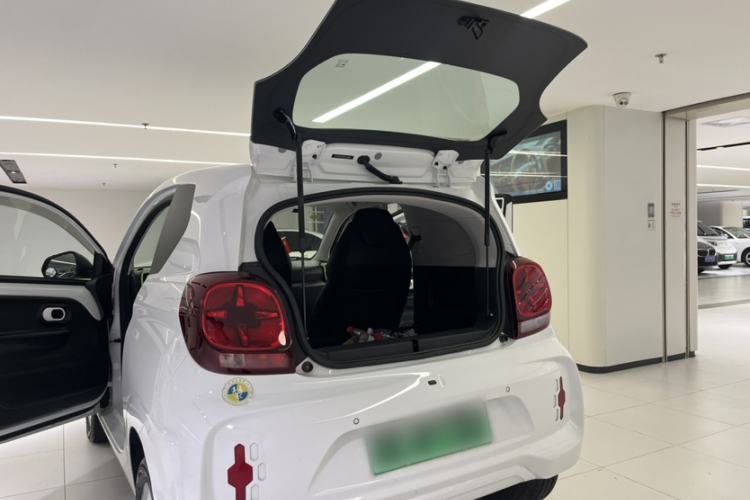 Used Roewe Clever 2021 302km Excellence Edition Trunk