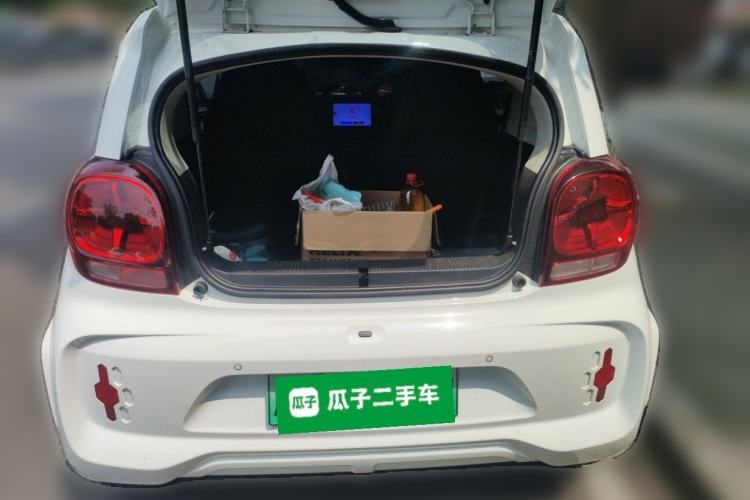Used Roewe Clever 2021 302km All-Round Version Trunk