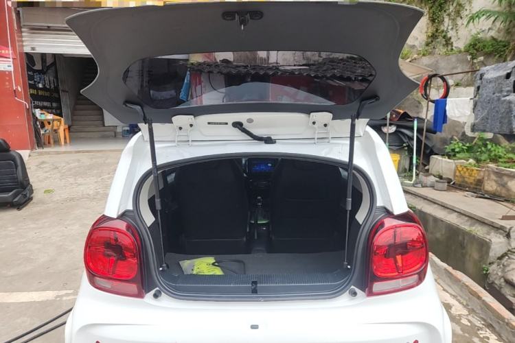 Used Roewe Clever 2021 302km Excellence Edition Trunk