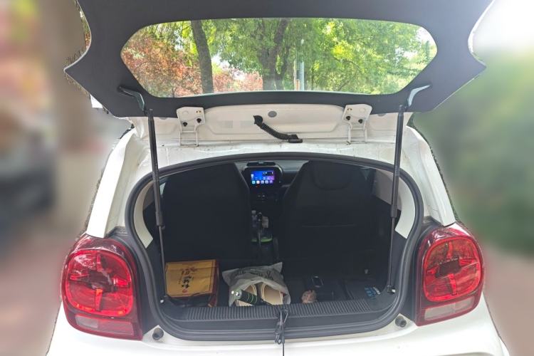 Used Roewe Clever 2021 302km Excellence Edition Trunk