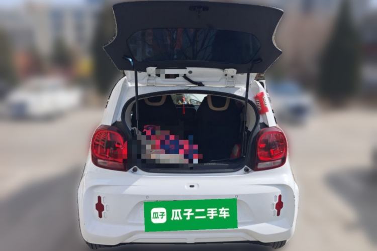 Used Roewe Clever 2021 302 km New Four-Seater Super-Efficient Version Trunk