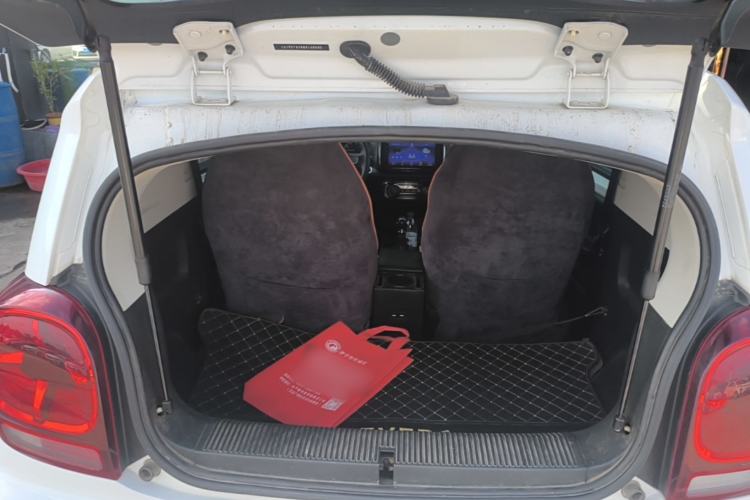 Used Roewe Clever 2021 302km Excellence Edition Trunk