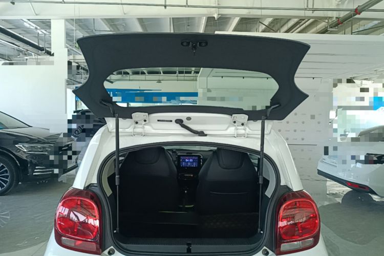 Used Roewe Clever 2021 302km Excellence Edition Trunk