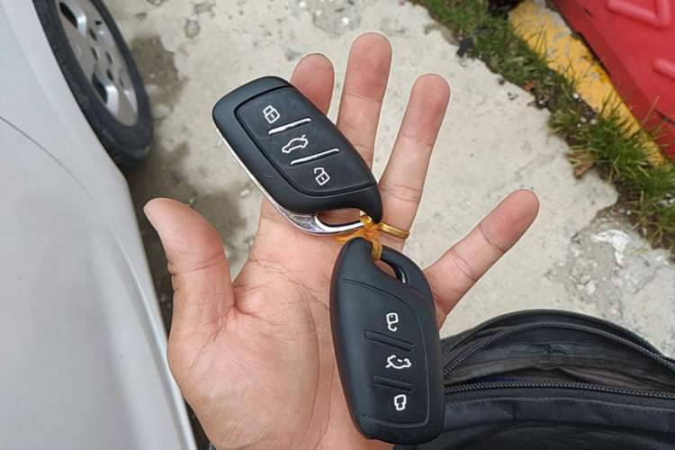 Used Roewe Clever 2021 302km All-Round Version Vehicle Key