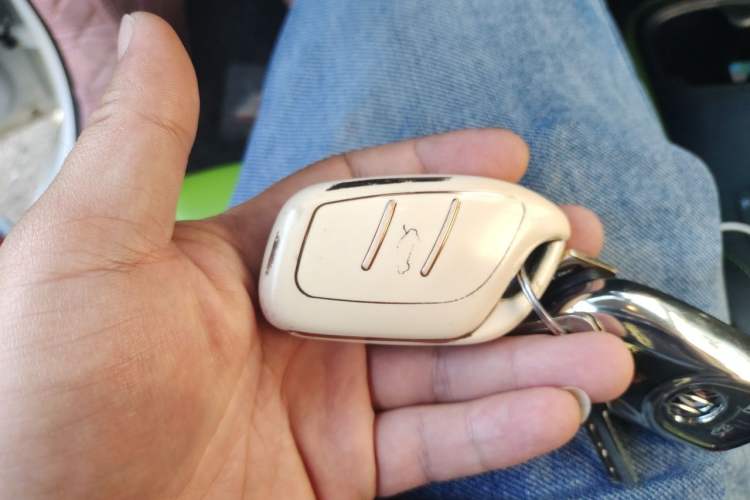 Used Roewe Clever 2021 302km All-Round Version Vehicle Key