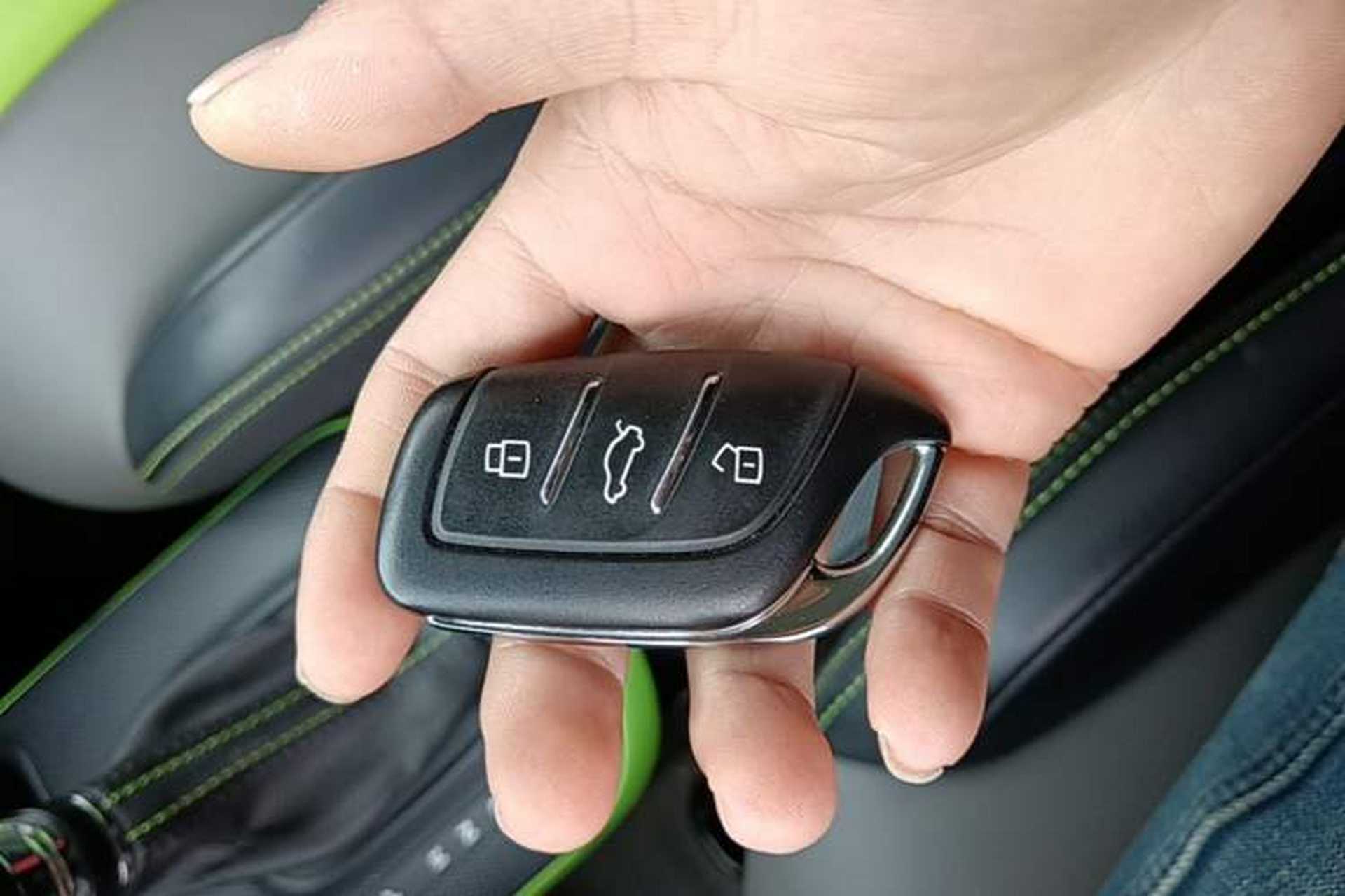 Used Roewe Clever 2021 302km All-Round Version Vehicle Key