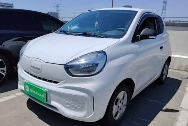 Used Roewe Clever 2021 302 km New Four-Seater Super-Efficient Version