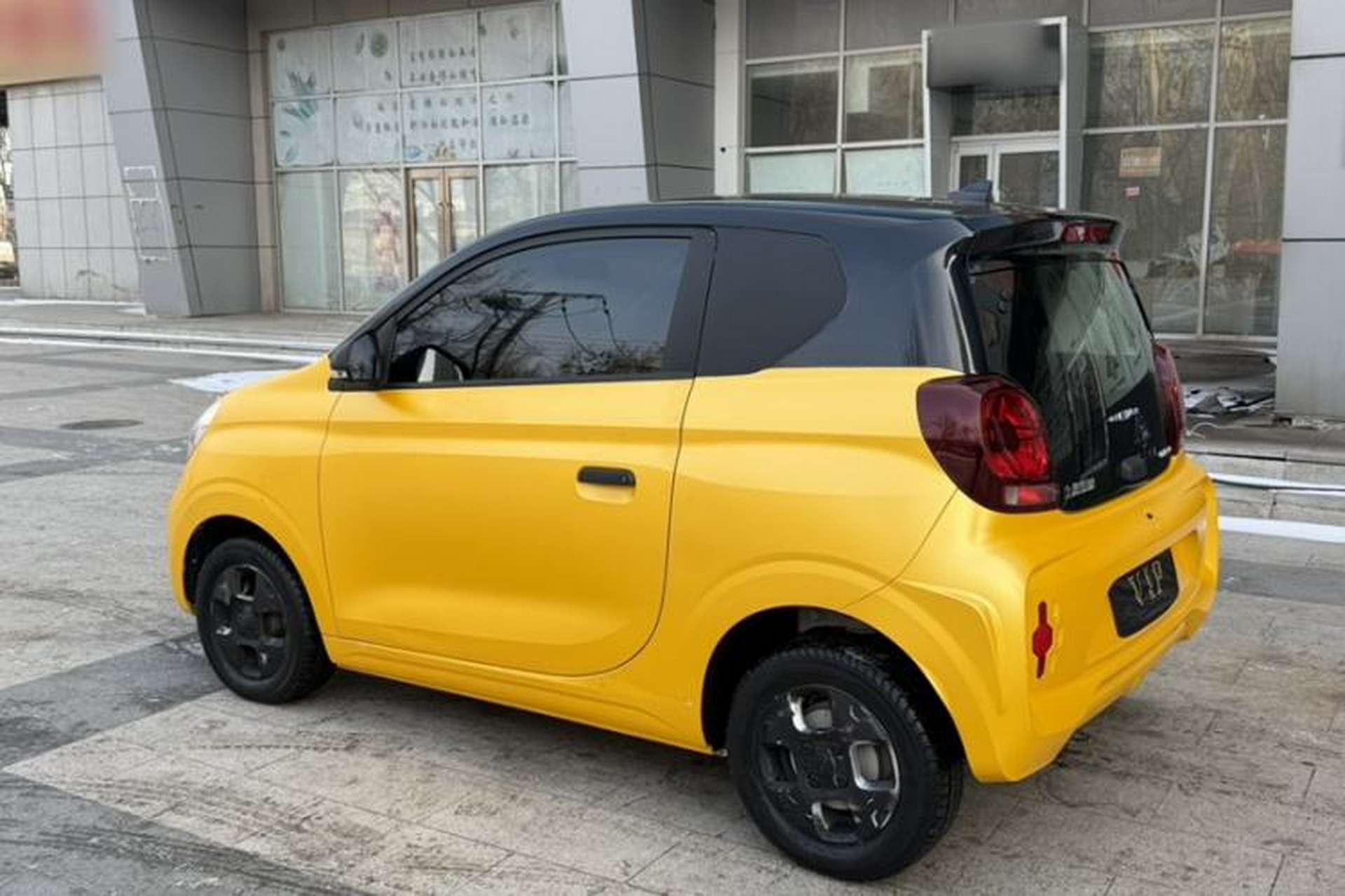 Used Roewe Clever 2021 302 km New Four-Seater Super-Efficient Version Exterior 3