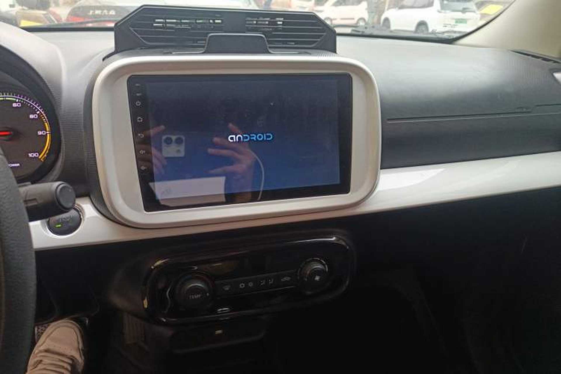Used Roewe Clever 2022 311km QiQi BoBo Edition Audio And AC Panel