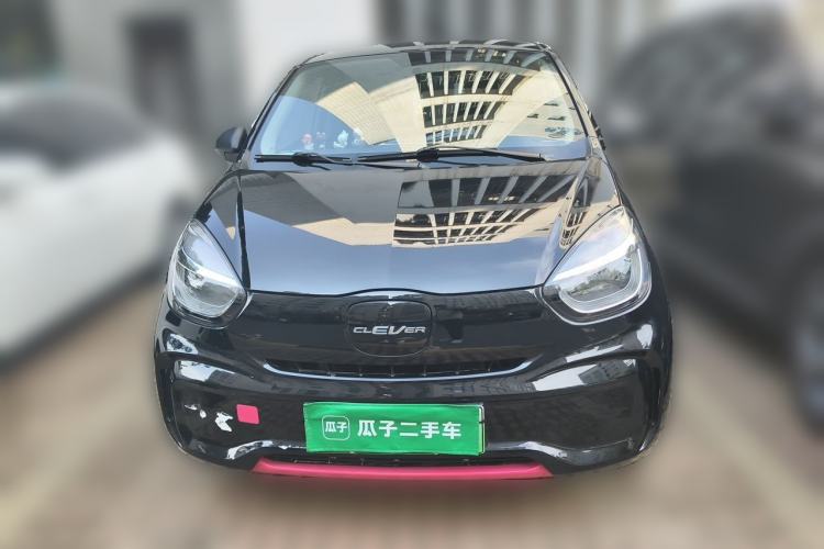 Used Roewe Clever 2022 311km QiQi BoBo Edition Front