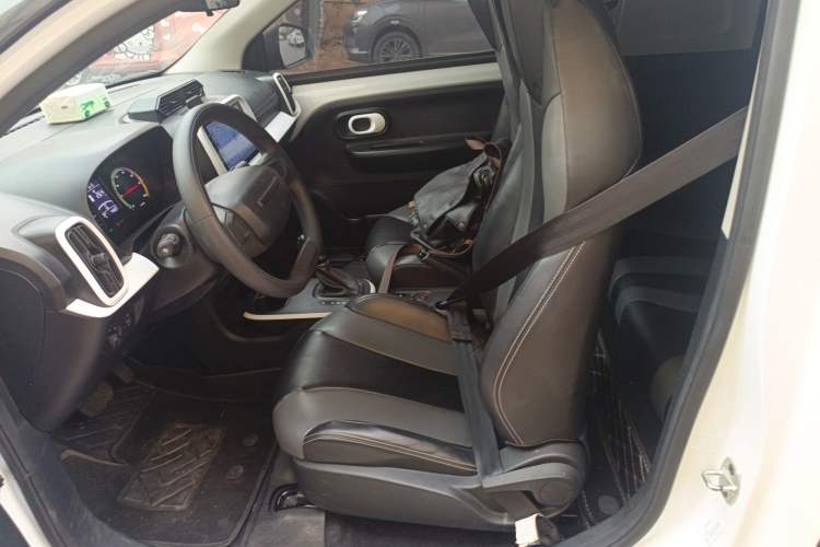 Used Roewe Clever 2022 311km QiQi BoBo Edition Left Front Seat