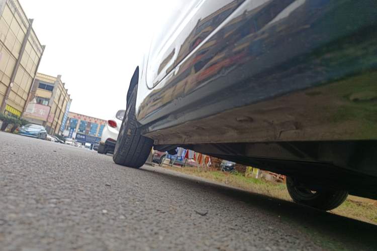 Used Roewe Clever 2022 311km QiQi BoBo Edition Right Side Sill