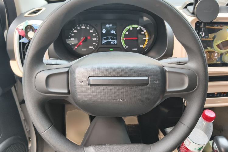 Used Roewe Clever 2022 311km QiQi BoBo Edition Steering Wheel
