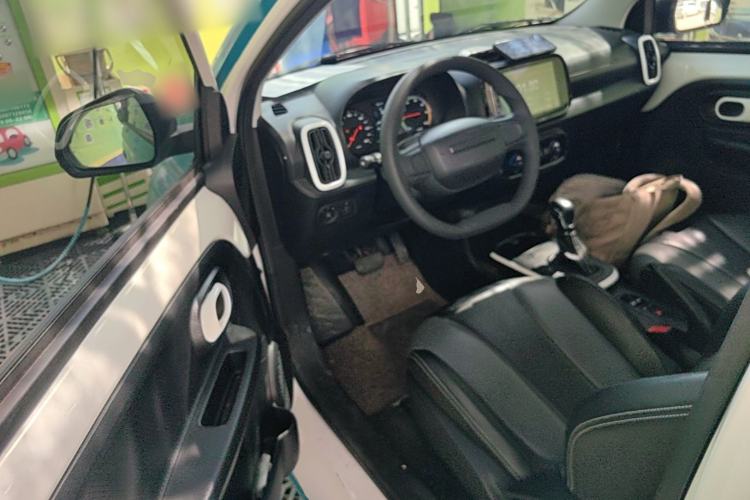 Used Roewe Clever 2022 311km QiQi BoBo Edition Driver Seat