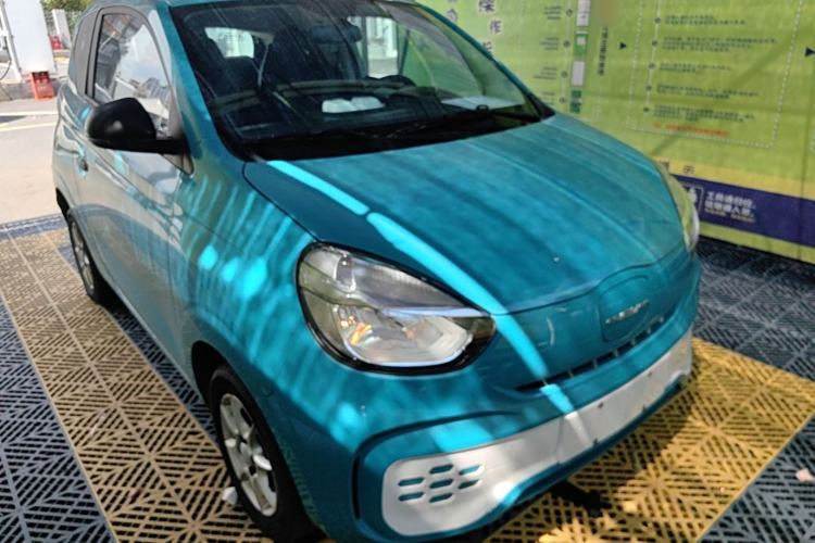 Used Roewe Clever 2022 311km QiQi BoBo Edition Front Right 45 Deg