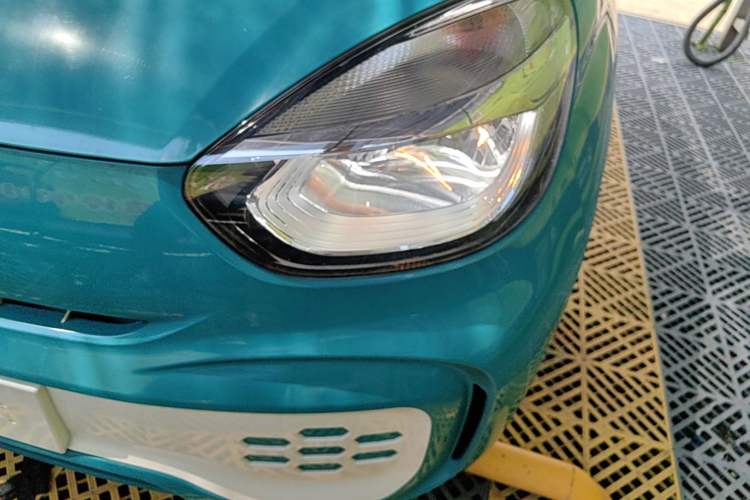 Used Roewe Clever 2022 311km QiQi BoBo Edition Left Front Headlight