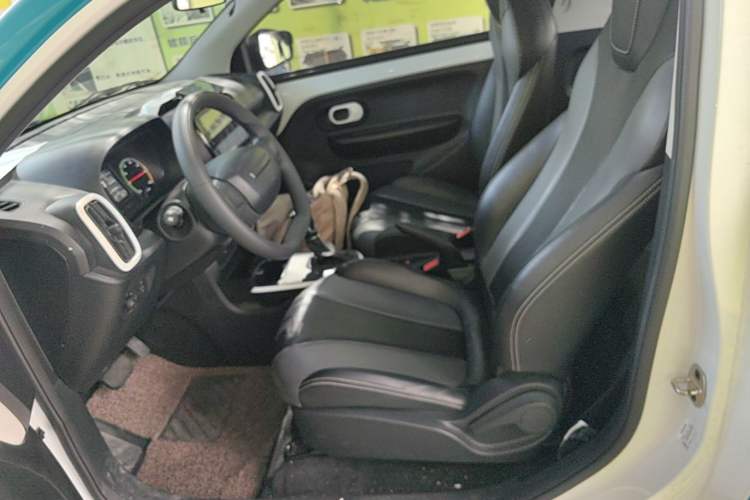 Used Roewe Clever 2022 311km QiQi BoBo Edition Left Front Seat