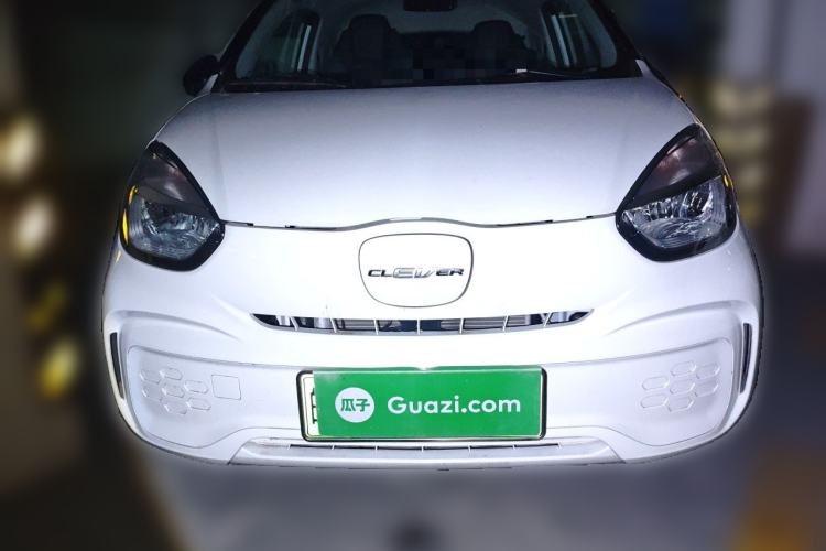 Used Roewe Clever 2022 311km QiQi BoBo Edition Front