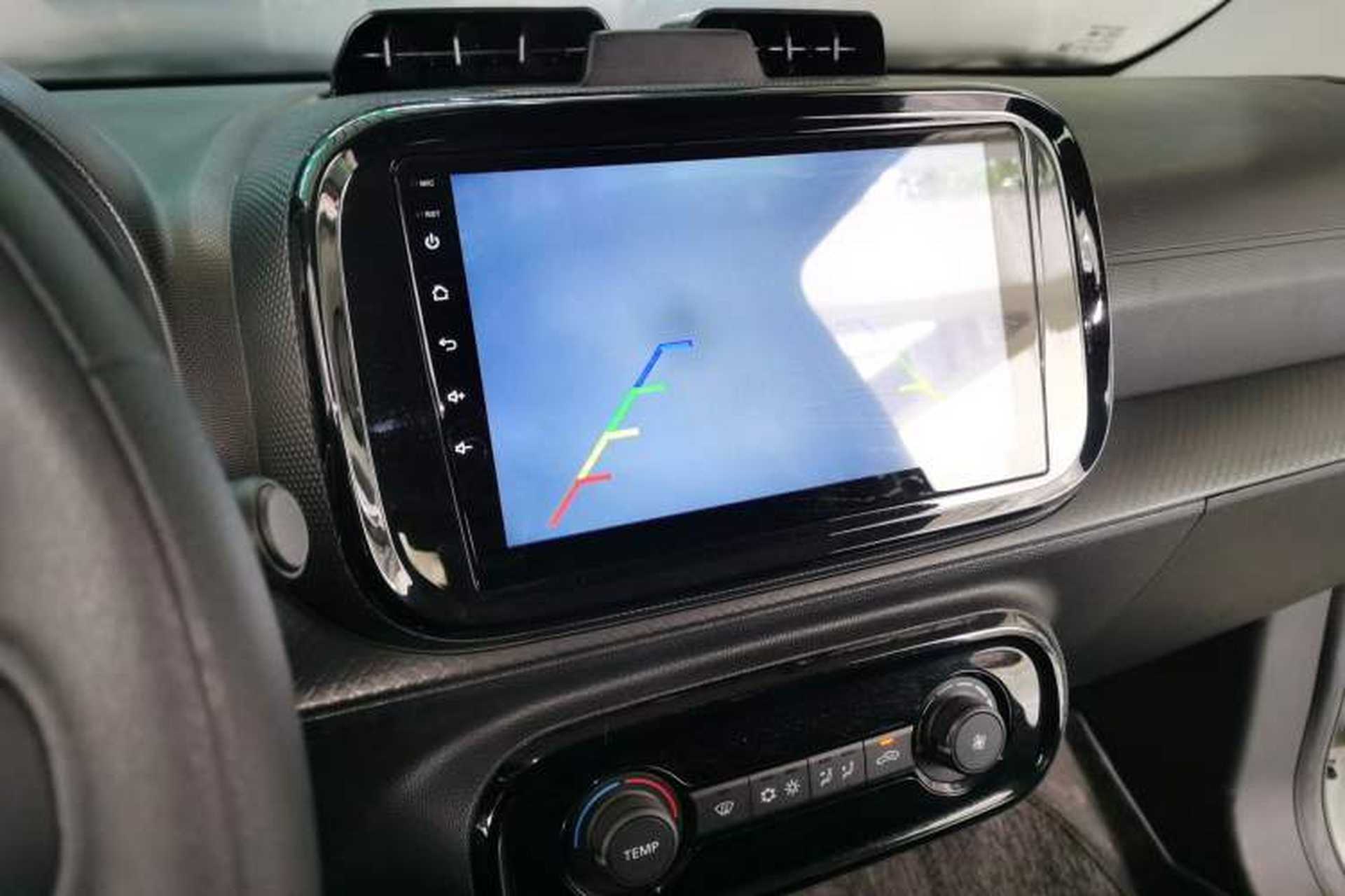 Used Roewe Clever 2022 311km QiQi BoBo Edition Audio And AC Panel