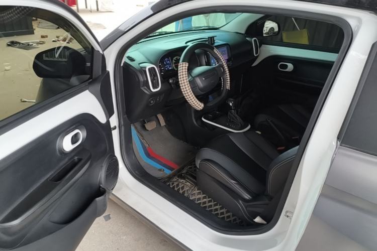 Used Roewe Clever 2022 311km QiQi BoBo Edition Driver Seat