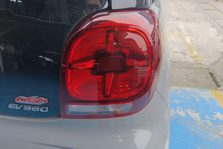 Used Roewe Clever 2022 311km QiQi BoBo Edition Exterior 3