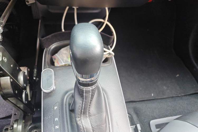 Used Roewe Clever 2022 311km QiQi BoBo Edition Gear Lever