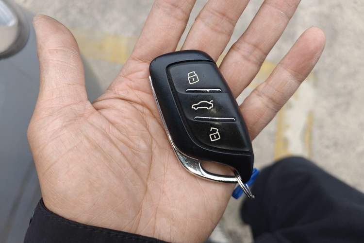 Used Roewe Clever 2022 311km QiQi BoBo Edition Interior 1