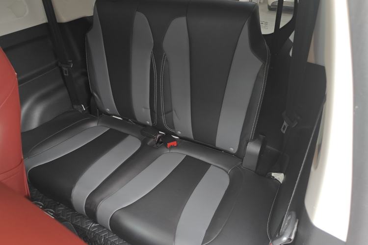 Used Roewe Clever 2022 311km QiQi BoBo Edition Left Rear Seat