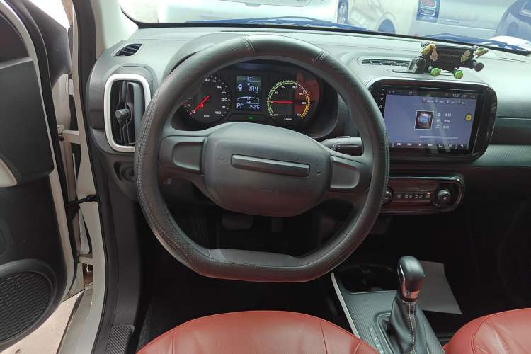 Used Roewe Clever 2022 311km QiQi BoBo Edition Steering Wheel