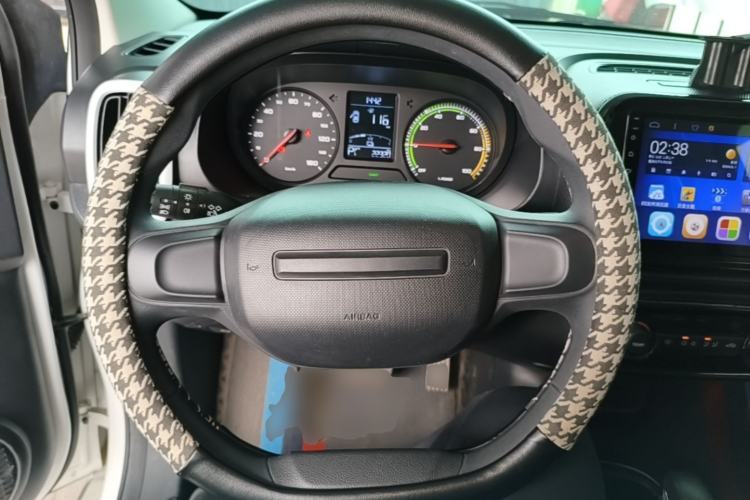 Used Roewe Clever 2022 311km QiQi BoBo Edition Steering Wheel
