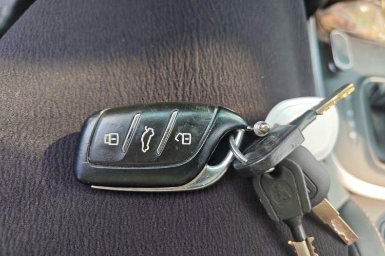 Used Roewe Clever 2022 311km QiQi BoBo Edition Vehicle Key
