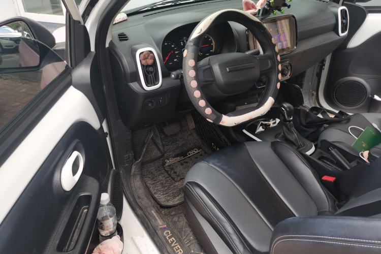 Used Roewe Clever 2022 311km QiQi BoBo Edition Driver Seat