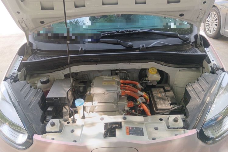 Used Roewe Clever 2022 311km QiQi BoBo Edition Engine Bay