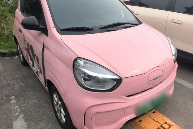 Used Roewe Clever 2022 311km QiQi BoBo Edition Front Right 45 Deg