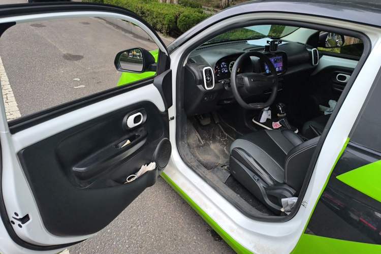 Used Roewe Clever 2022 311km QiQi BoBo Edition Driver Seat