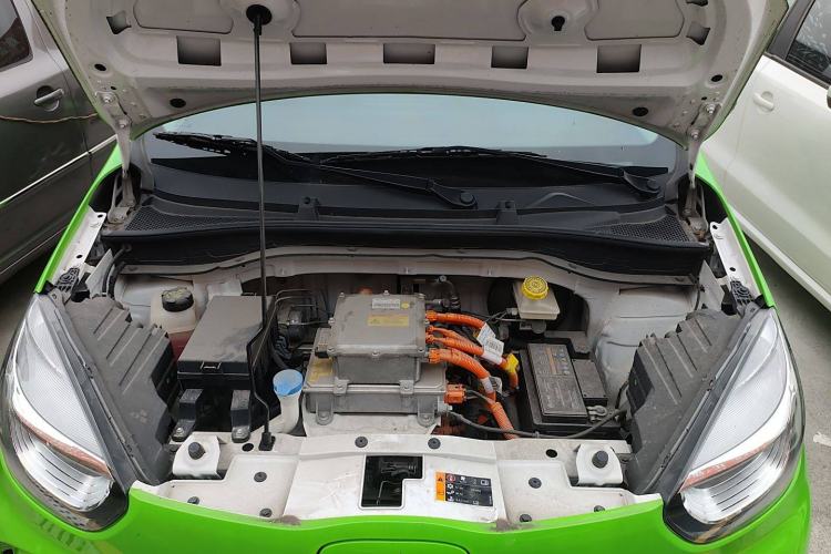 Used Roewe Clever 2022 311km QiQi BoBo Edition Engine Bay