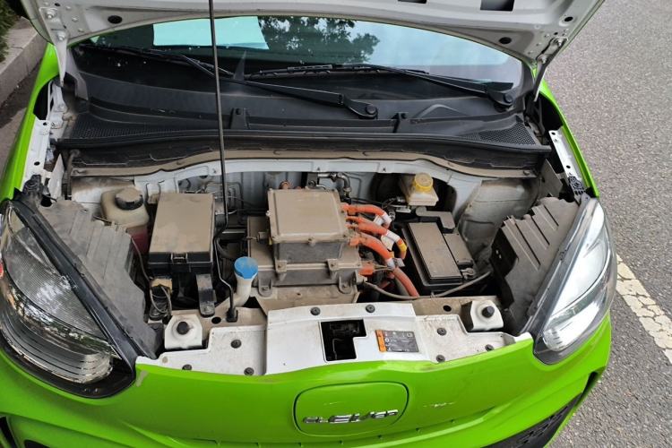 Used Roewe Clever 2022 311km QiQi BoBo Edition Engine Bay