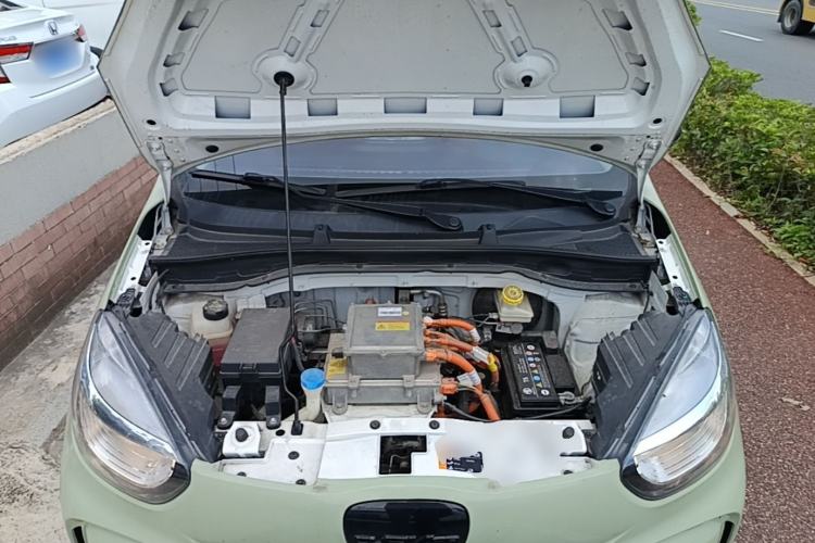 Used Roewe Clever 2022 311km QiQi BoBo Edition Engine Bay