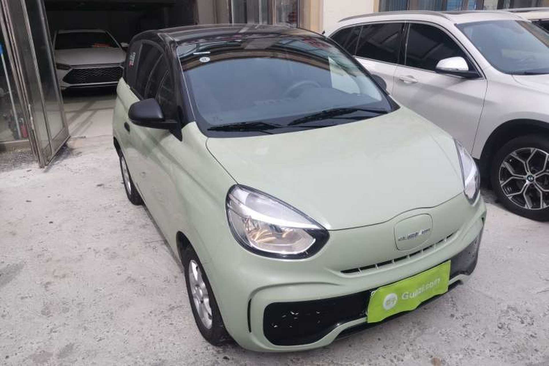 Used Roewe Clever 2022 311km QiQi BoBo Edition Front Right 45 Deg