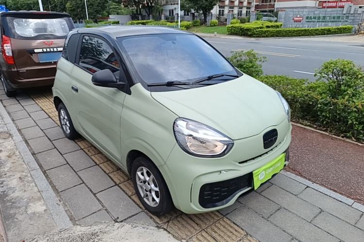 Used Roewe Clever 2022 311km QiQi BoBo Edition Front Right 45 Deg