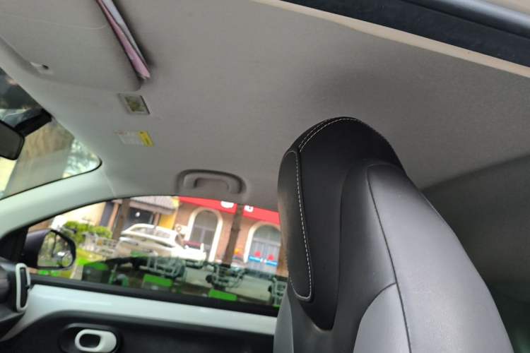 Used Roewe Clever 2022 311km QiQi BoBo Edition Headliner